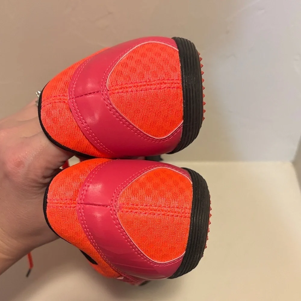 Nike Vibrant Pink and Black Running Shoes